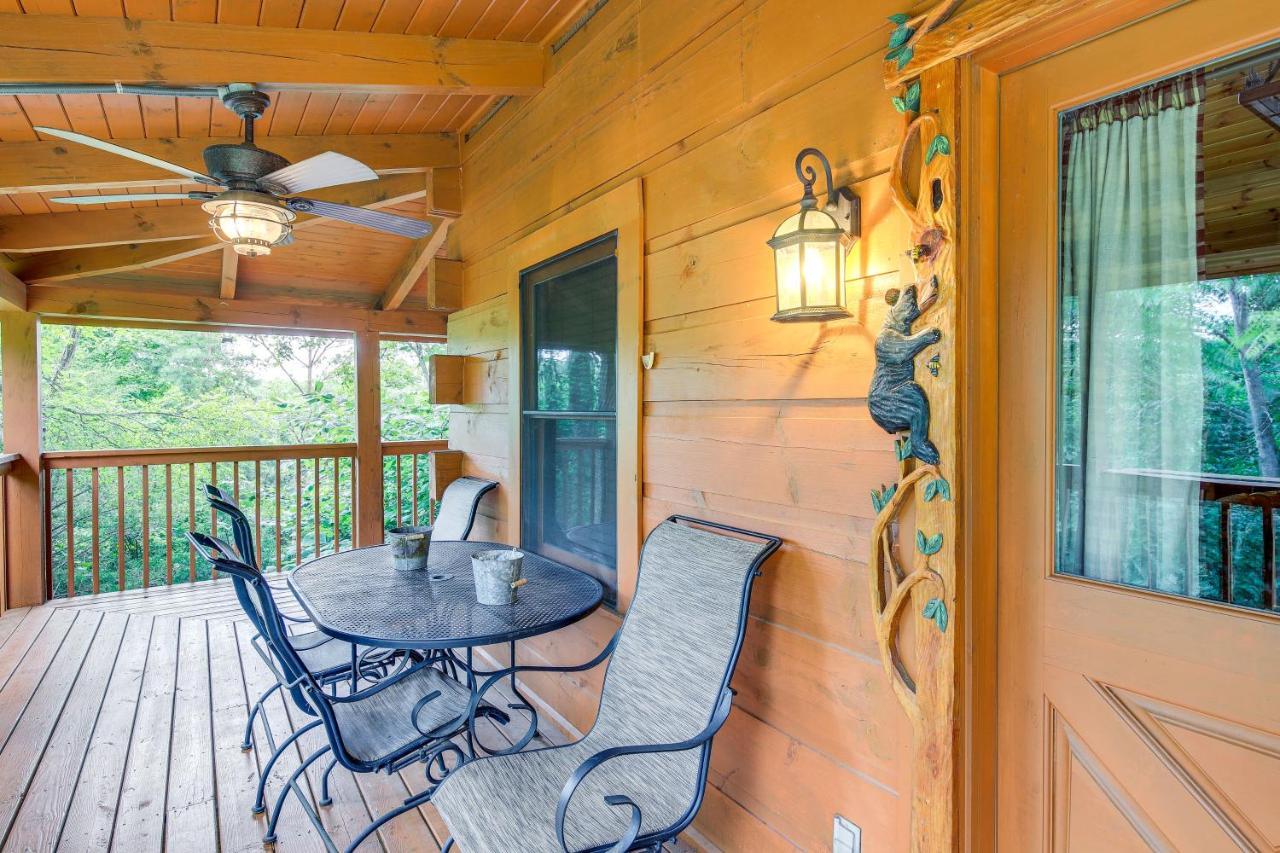 Sevierville Cabin With Wraparound Deck And Lake Access ภายนอก รูปภาพ
