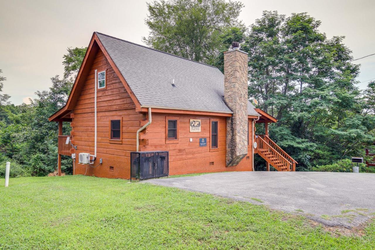 Sevierville Cabin With Wraparound Deck And Lake Access ภายนอก รูปภาพ